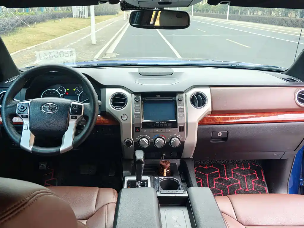 Toyota Tantu 2015 — фото 7