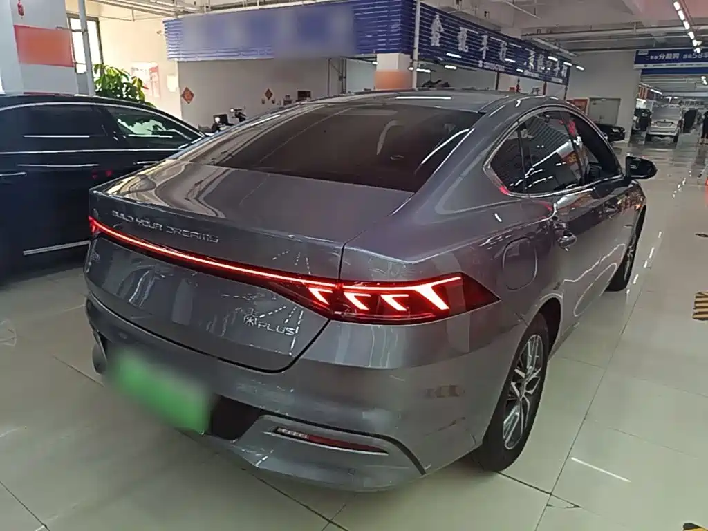 BYD Qin PLUS 2022 — фото 7