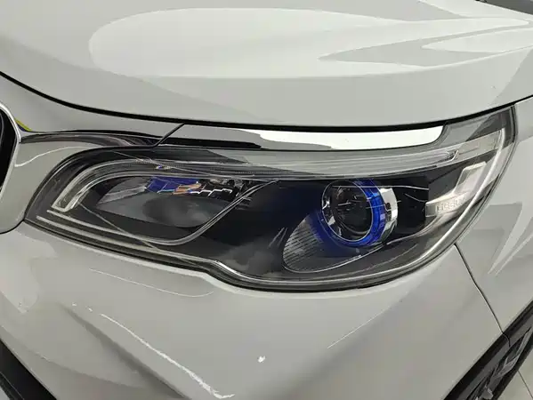 Geely Vision X3 2022