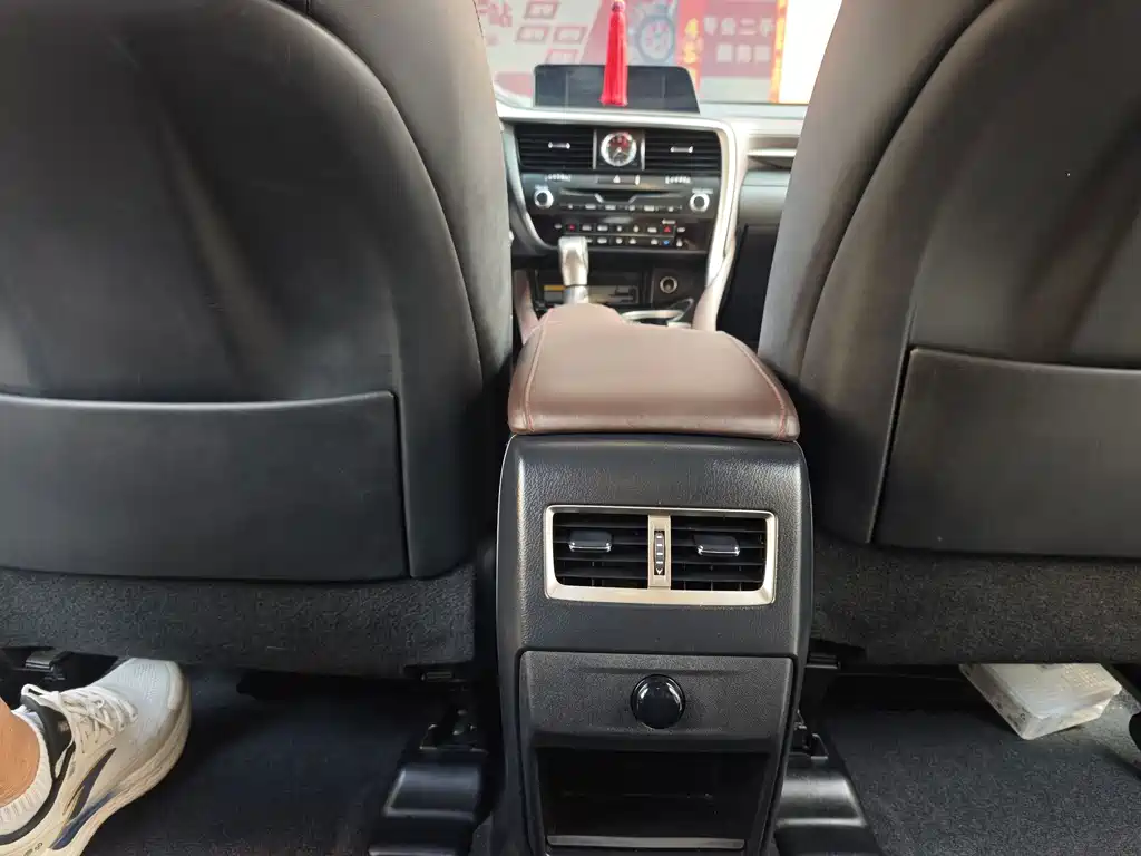Lexus RX 2019 — фото 15