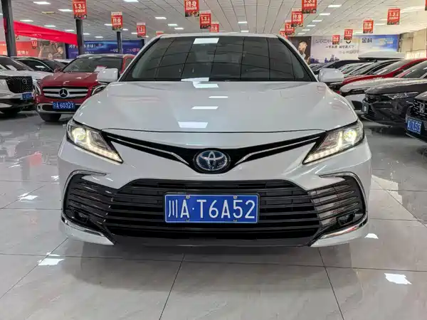 Toyota Camry 2022