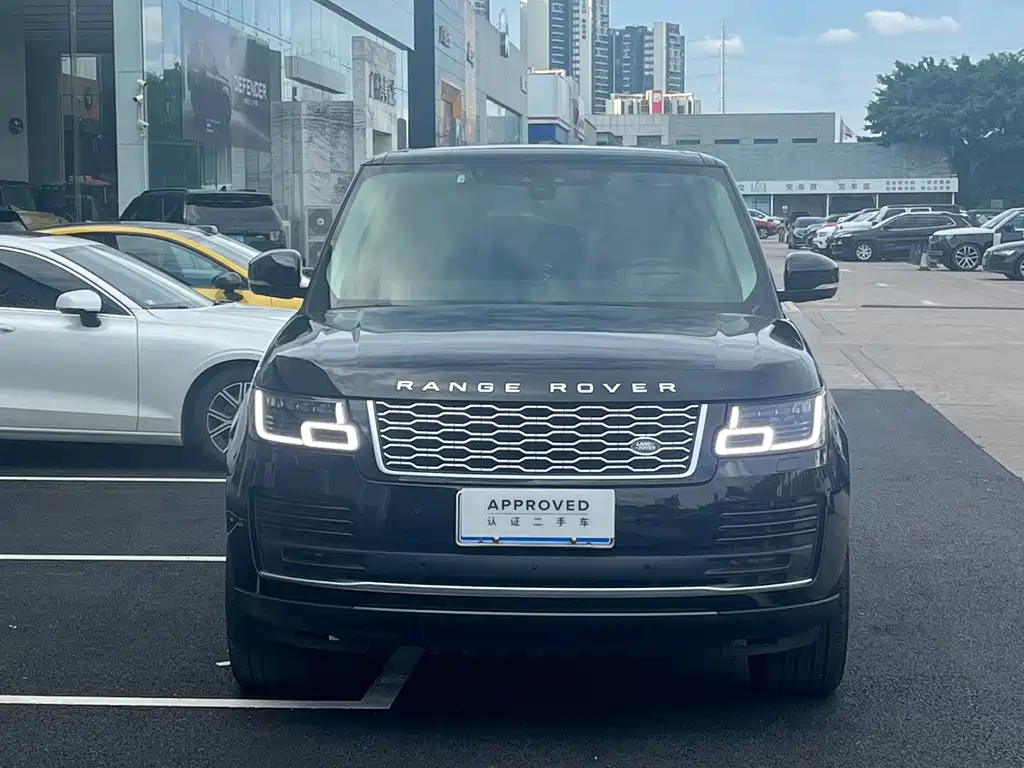 Land Rover Range Rover 2021 — фото 2