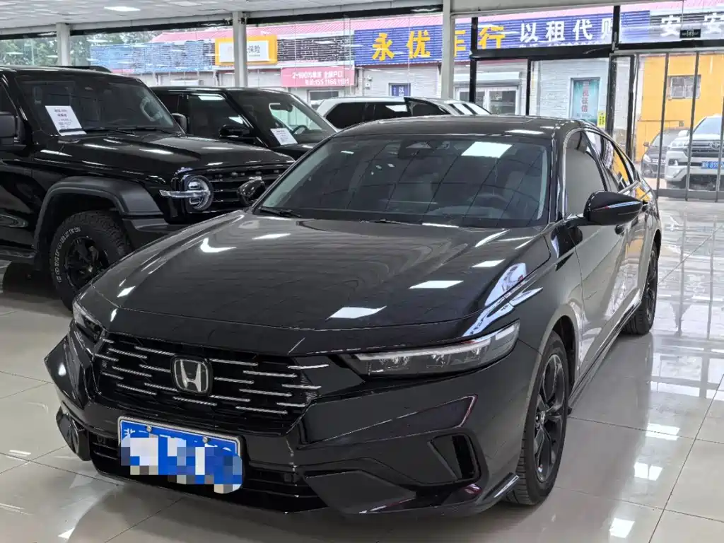 Honda Accord 2025 — фото 1