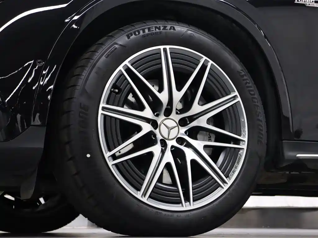 Mercedes-Benz GLC AMG 2024 — фото 29