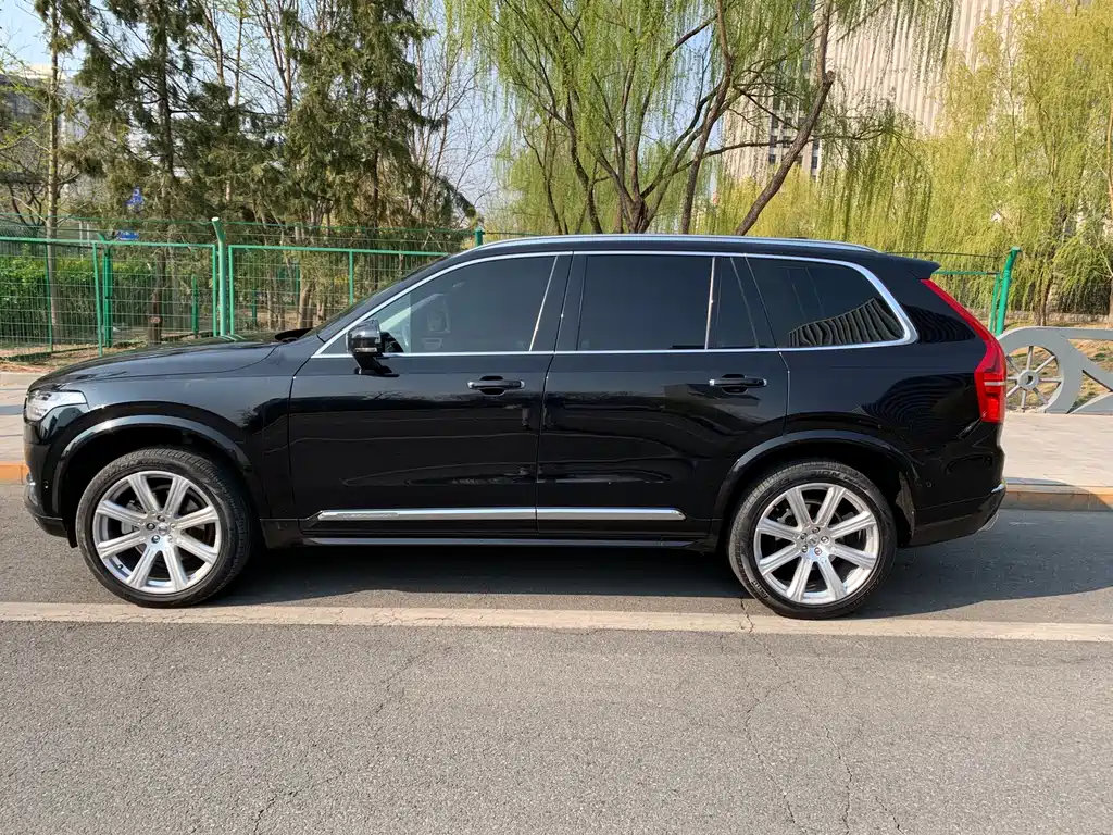 Volvo XC90 2015 — фото 8