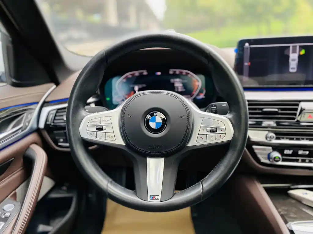 BMW 5 Series 2024