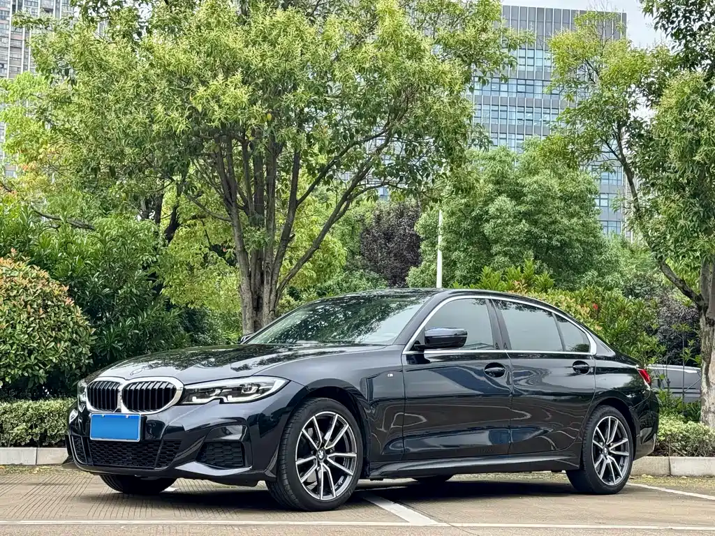 BMW 3 Series 2022