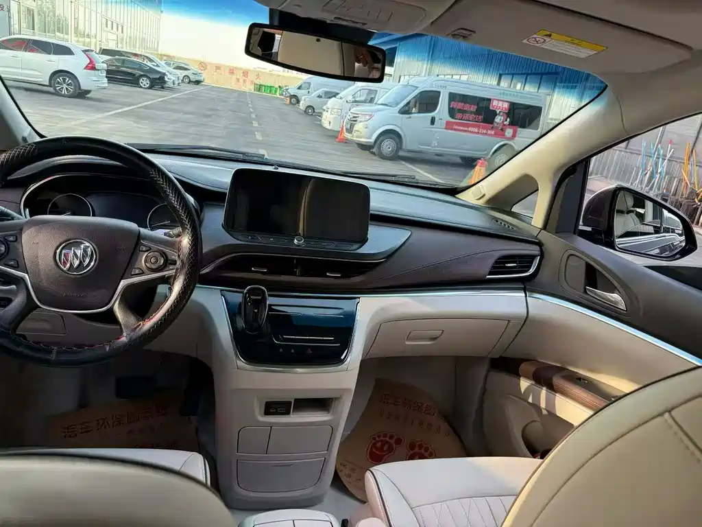 Buick GL8 2022