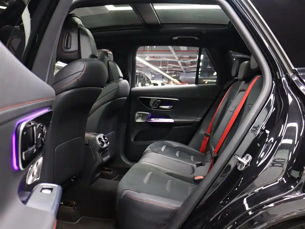 Mercedes-Benz GLC AMG 2024 — фото 22