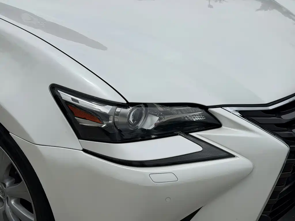Lexus GS 2017 — фото 10