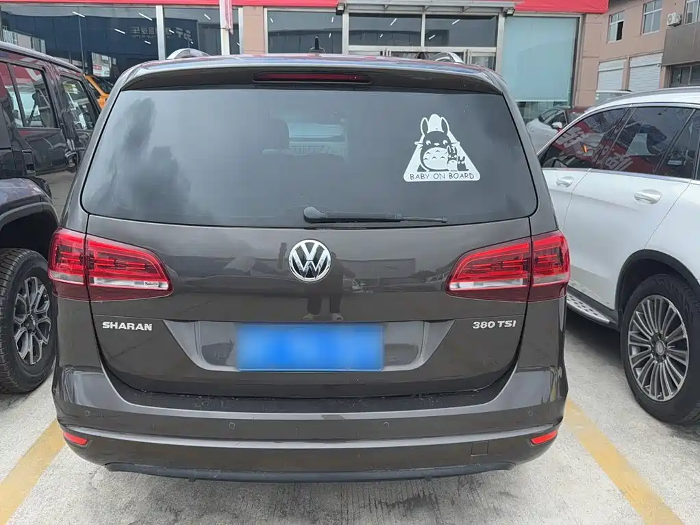 Volkswagen Sharan 2018 — фото 12