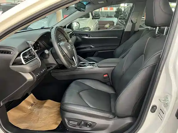 Toyota Camry 2023