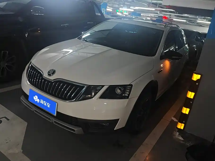 Skoda Octavia 2018 — фото 1