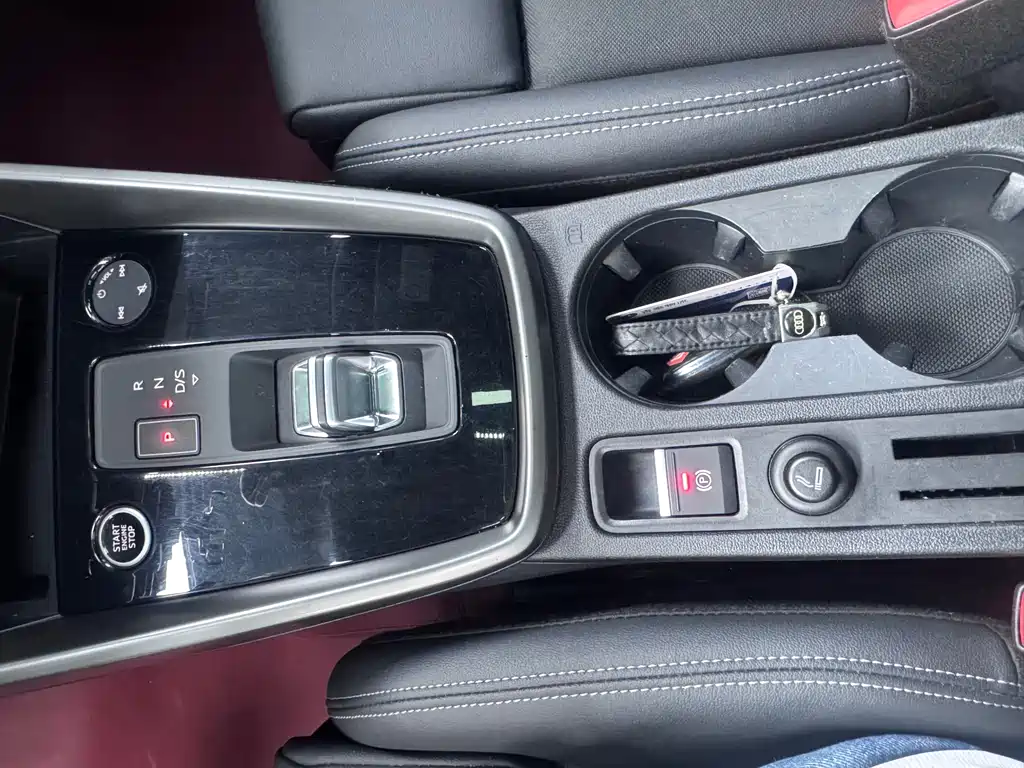 Audi A3 2022 — фото 18