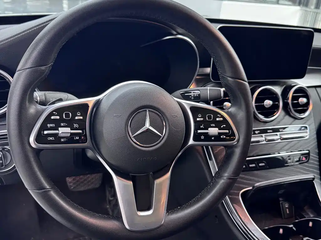 Mercedes-Benz C-Class 2020 — фото 11