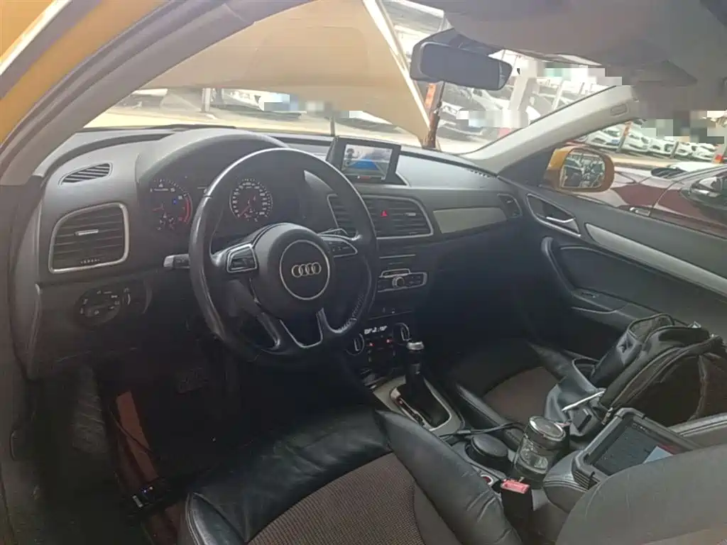 Audi Q3 2020 — фото 10