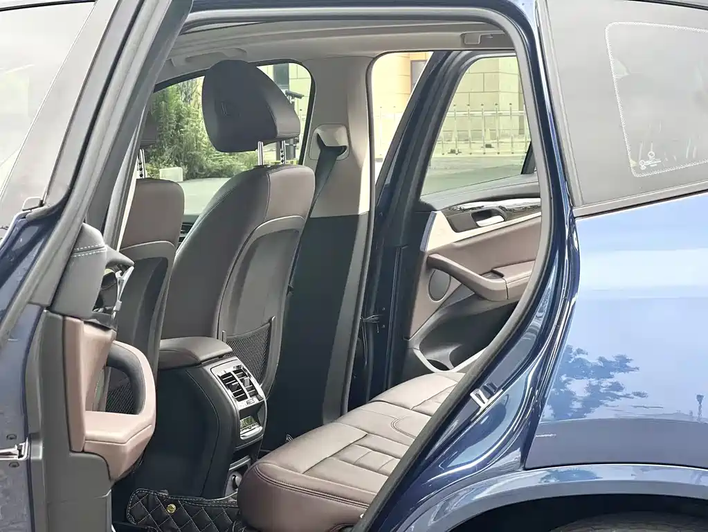 BMW X3 2018 — фото 10