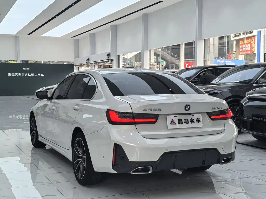 BMW 3 Series 2023 — фото 15