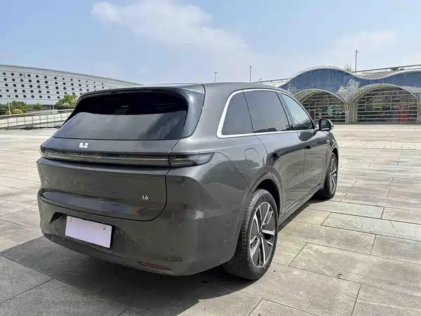 Li Auto L6 2024