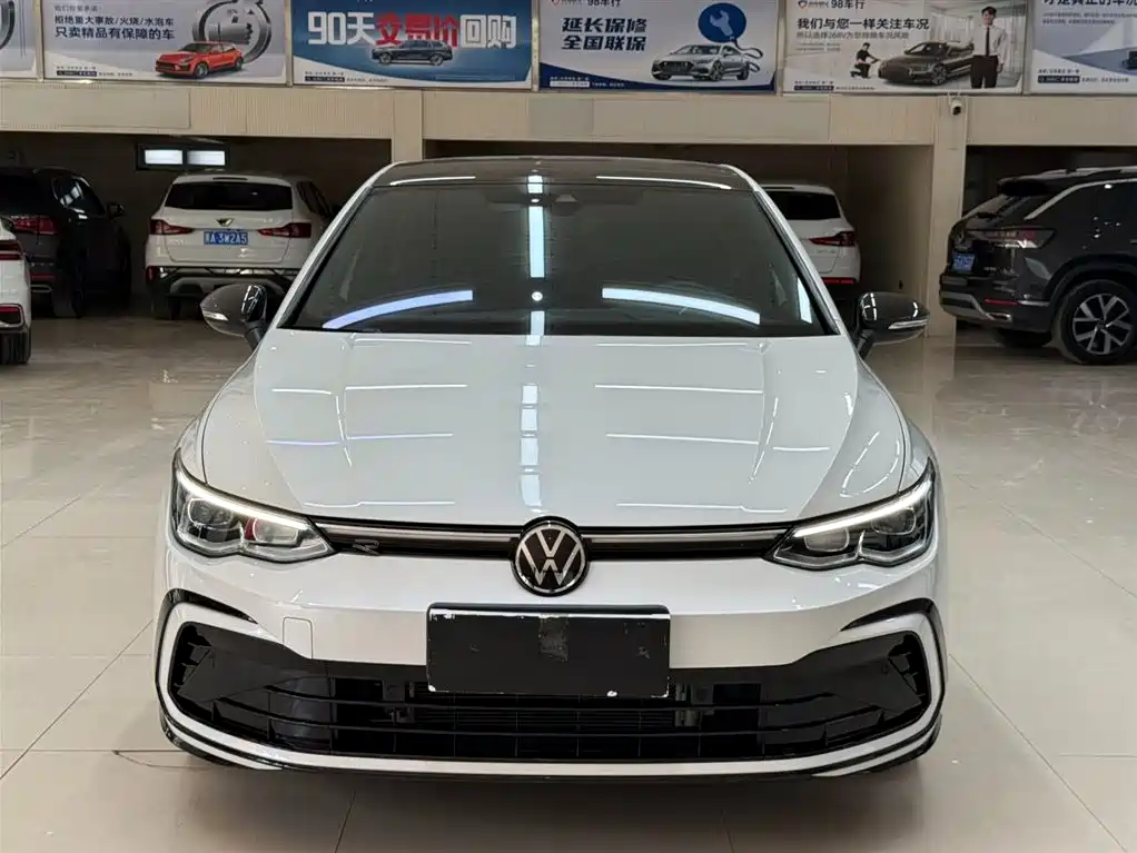 Volkswagen Golf 2022