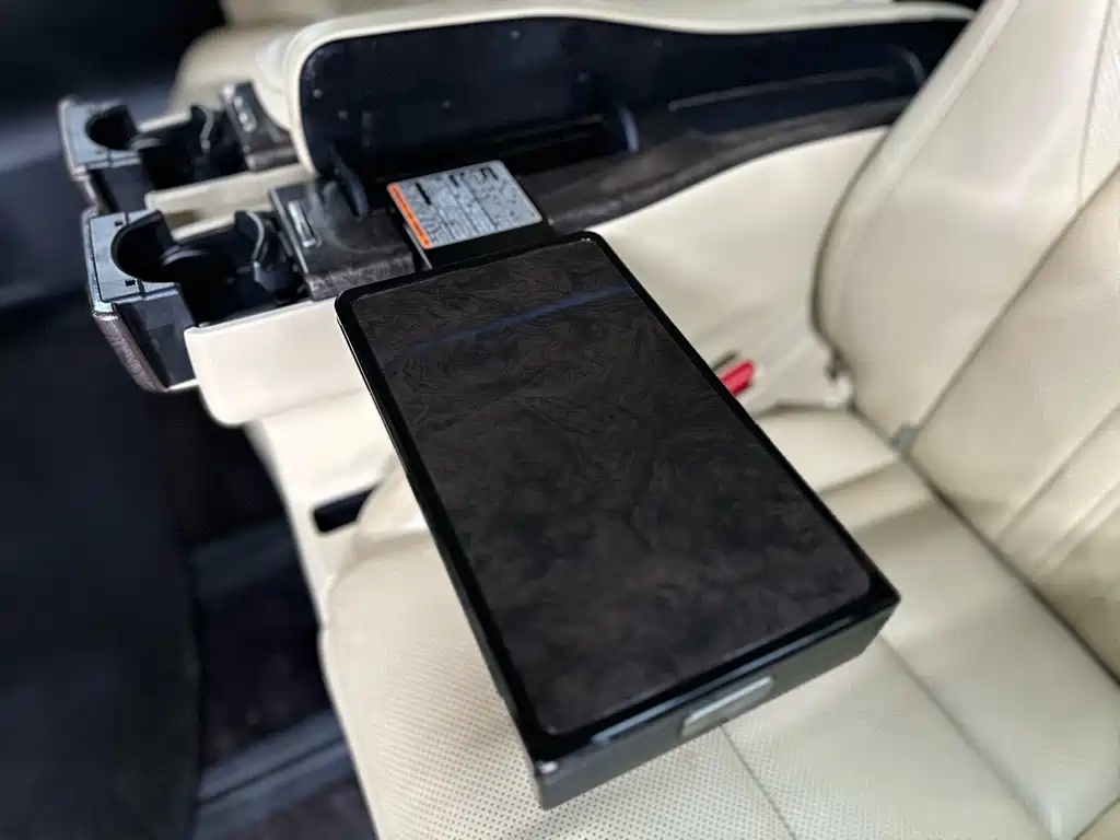Toyota Alphard 2019 — фото 17