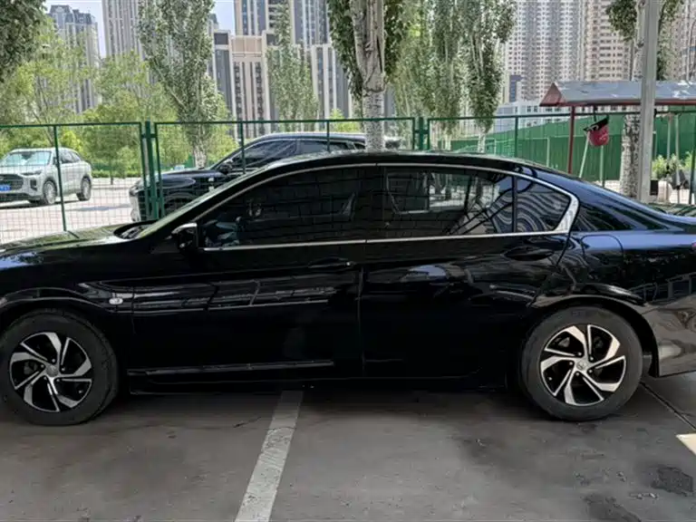 Honda Accord 2018 — фото 9