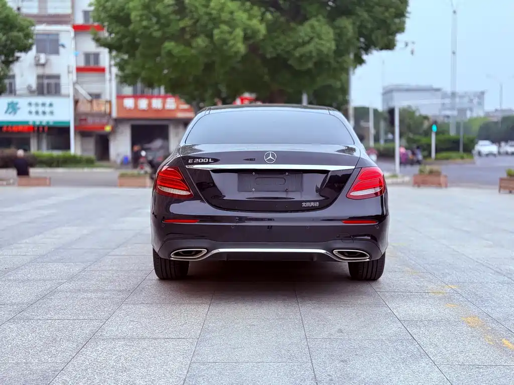 Mercedes-Benz E-Class 2016