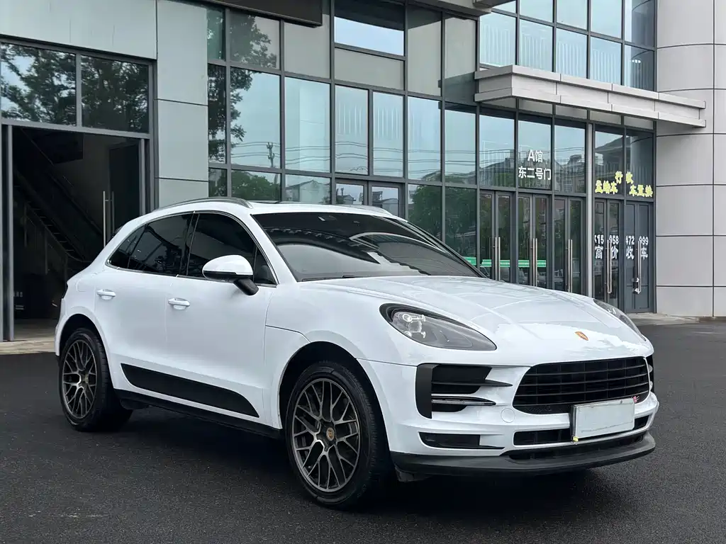 Porsche Macan 2021 — фото 3