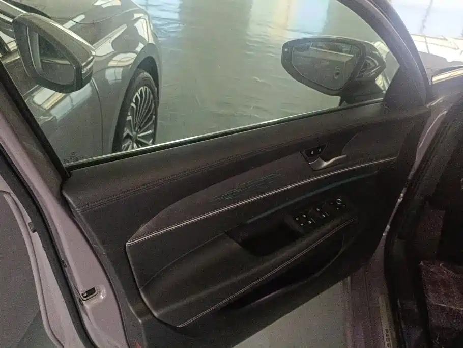 Volkswagen Passat 2024