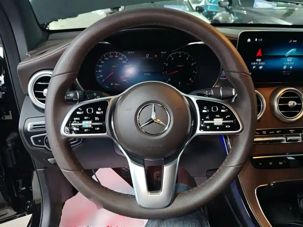 Mercedes-Benz GLC 2022 — фото 11