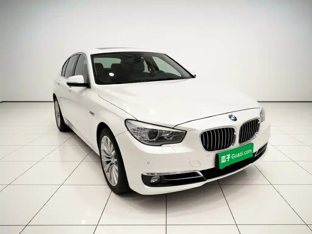 BMW 5 Series GT 2016 — фото 3