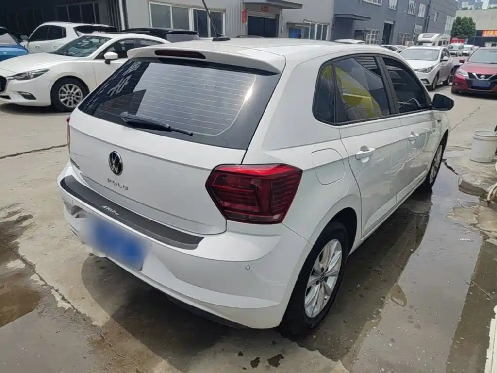 Volkswagen Polo 2021