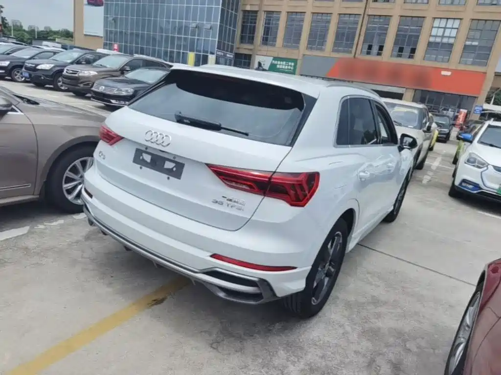 Audi Q3 2022