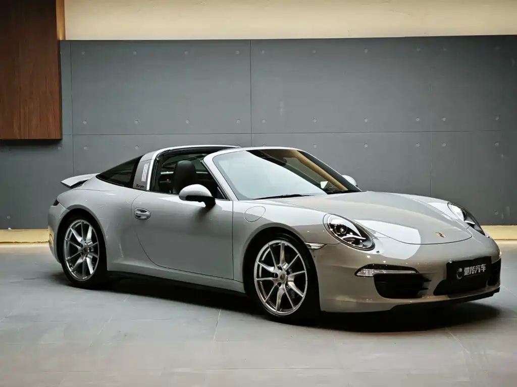 Porsche 911 2016