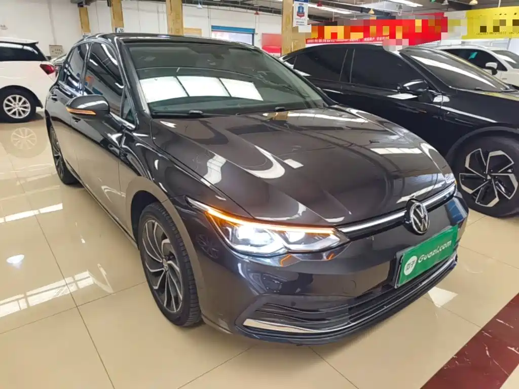 Volkswagen Golf 2021