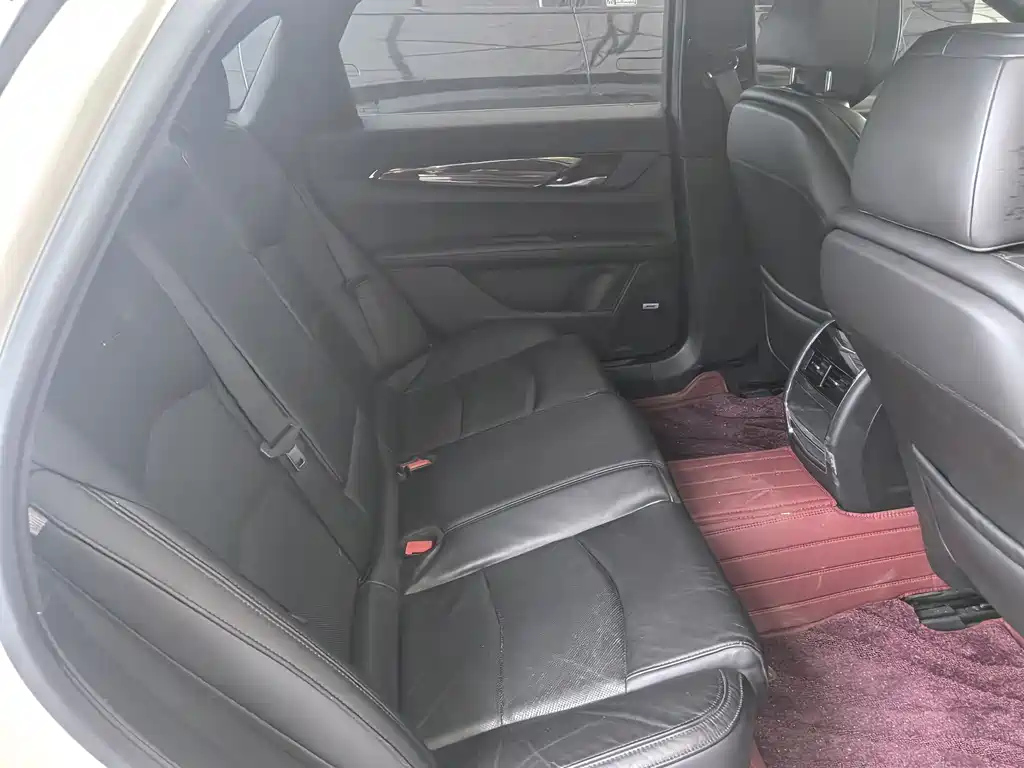 Cadillac CT6 2017 — фото 13
