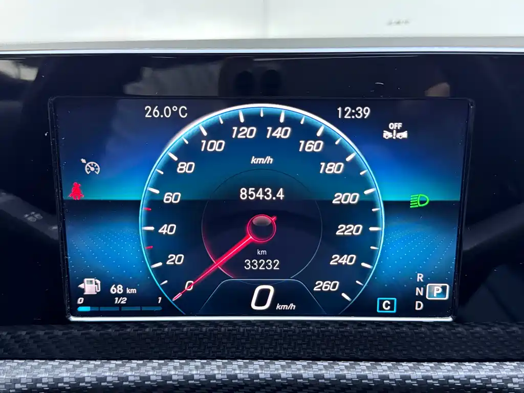 Mercedes-Benz A-Class 2022 — фото 19