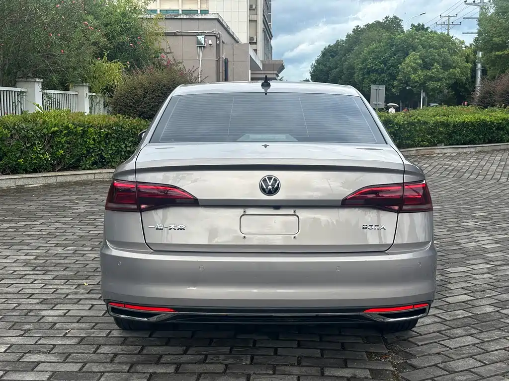 Volkswagen Bora 2021
