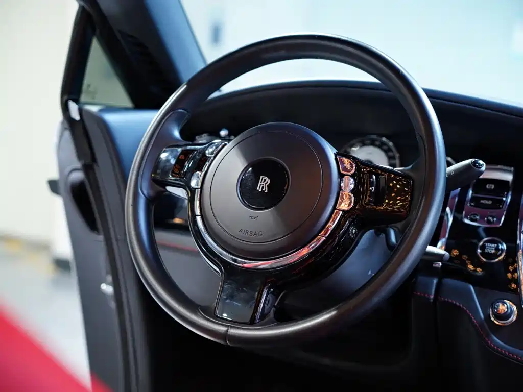 Rolls-Royce Phantom 2014 — фото 37