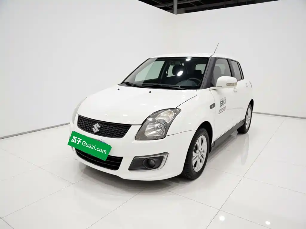 Suzuki Swift 2014 — фото 1