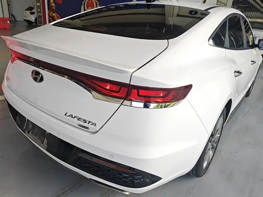 Hyundai Fista 2020 — фото 24