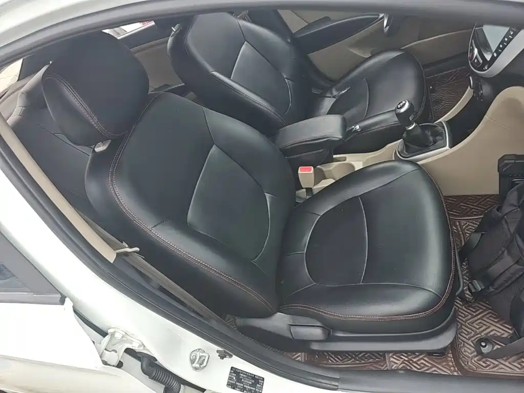 Hyundai Verna 2016 — фото 25