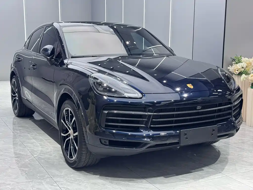 Porsche Cayenne 2023 — фото 2