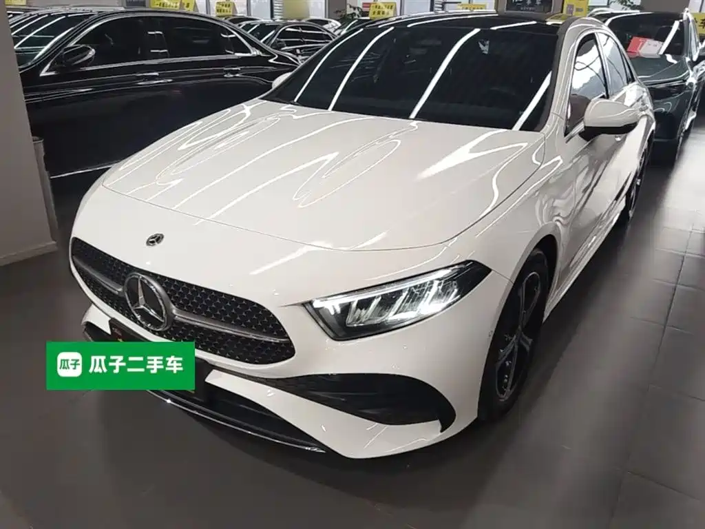 Mercedes-Benz A-Class 2024 — фото 2