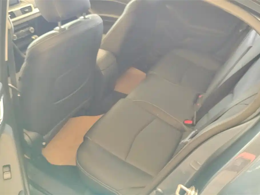 Mazda 3 Axela 2015 — фото 11