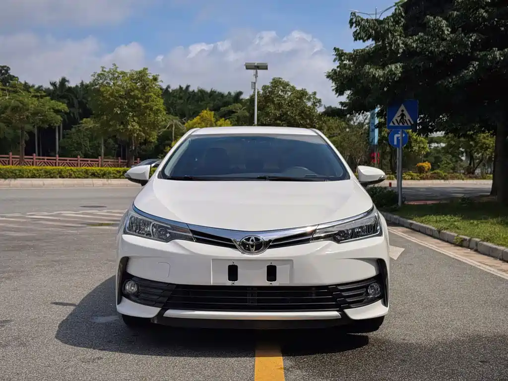 Toyota Corolla 2019 — фото 4