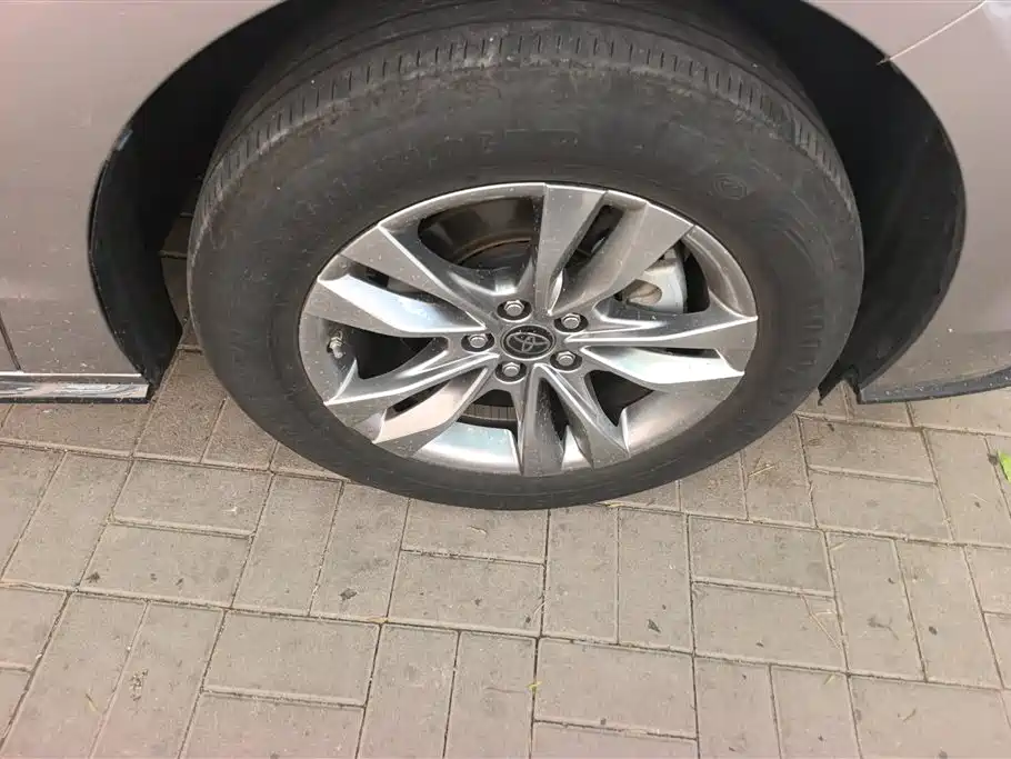 Toyota Sienna 2023
