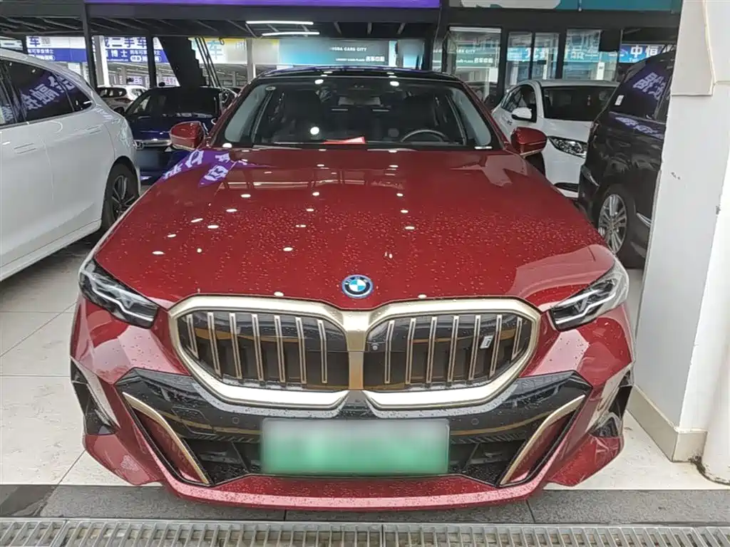 BMW i5 2024 — фото 3