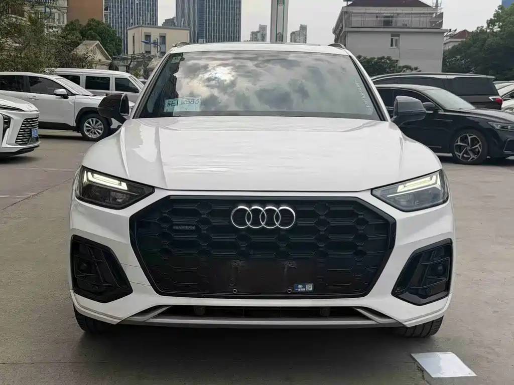 Audi Q5L 2022 — фото 2
