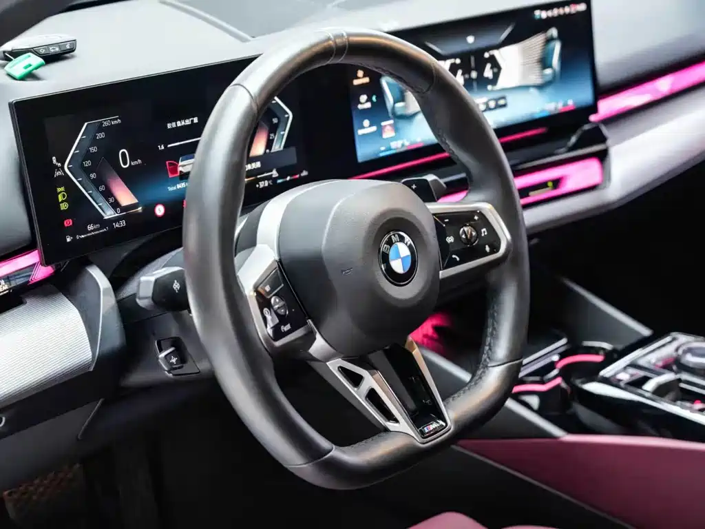 BMW 5 Series 2025 — фото 9